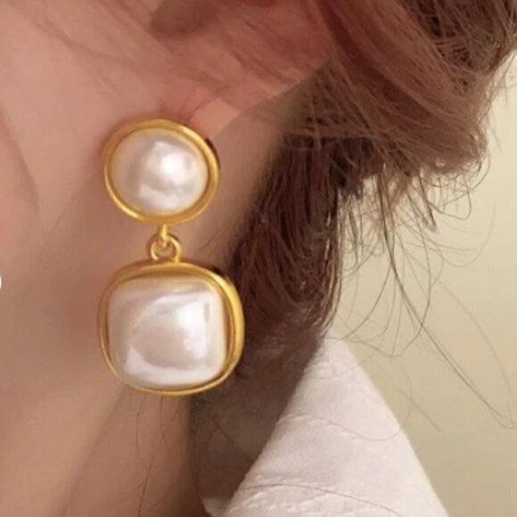 faux pearl drop earrings chic classic luxury - Picture 1 of 3